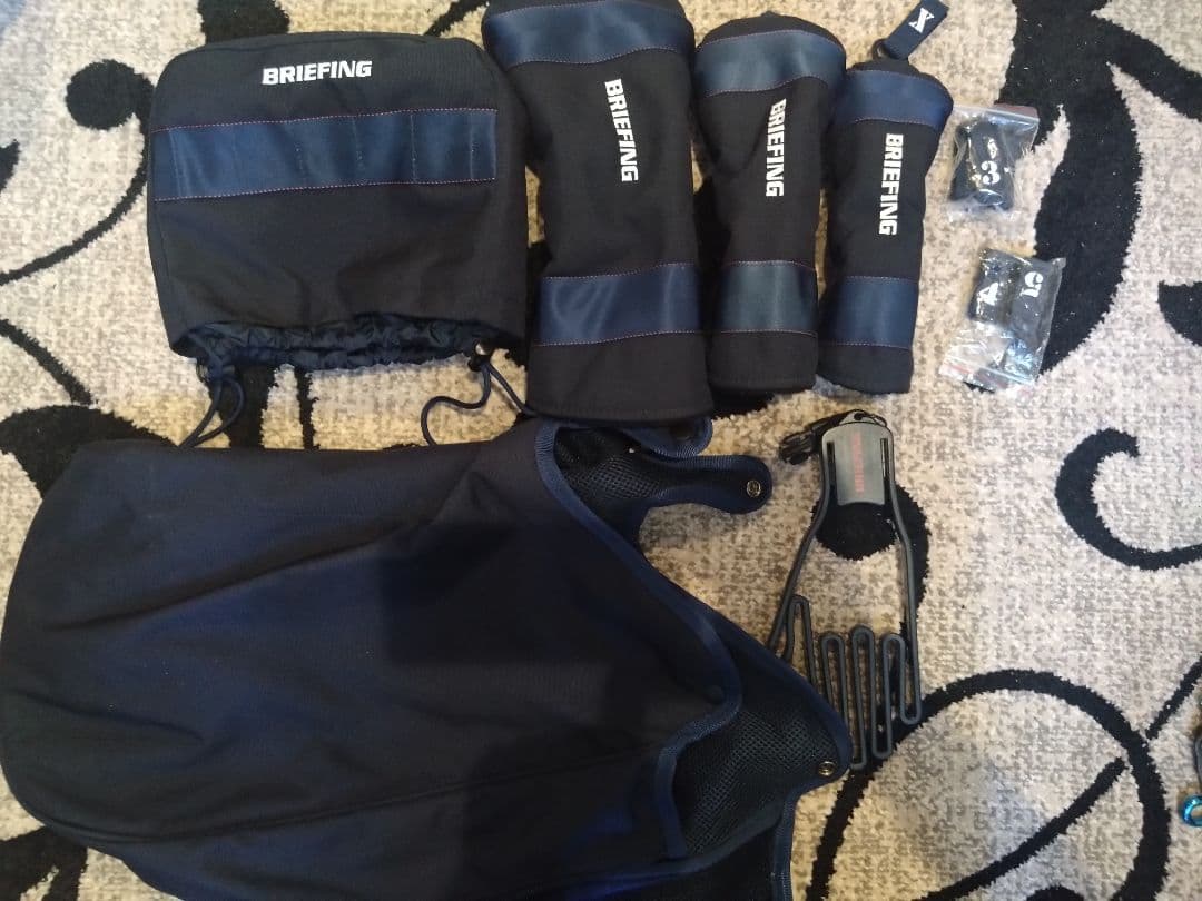 BRIEFINGスタンドキャディバック