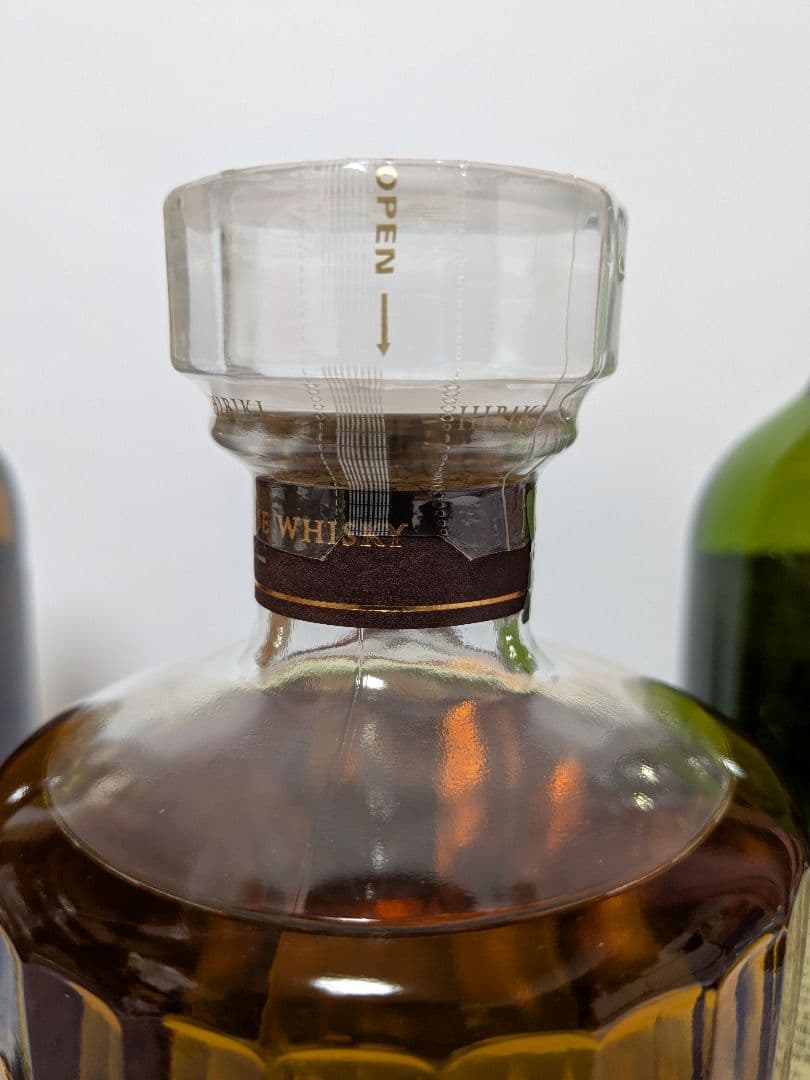 サントリー 山崎12年 、響 ブレンダースチョイス、白州12年 、 未開封正規品