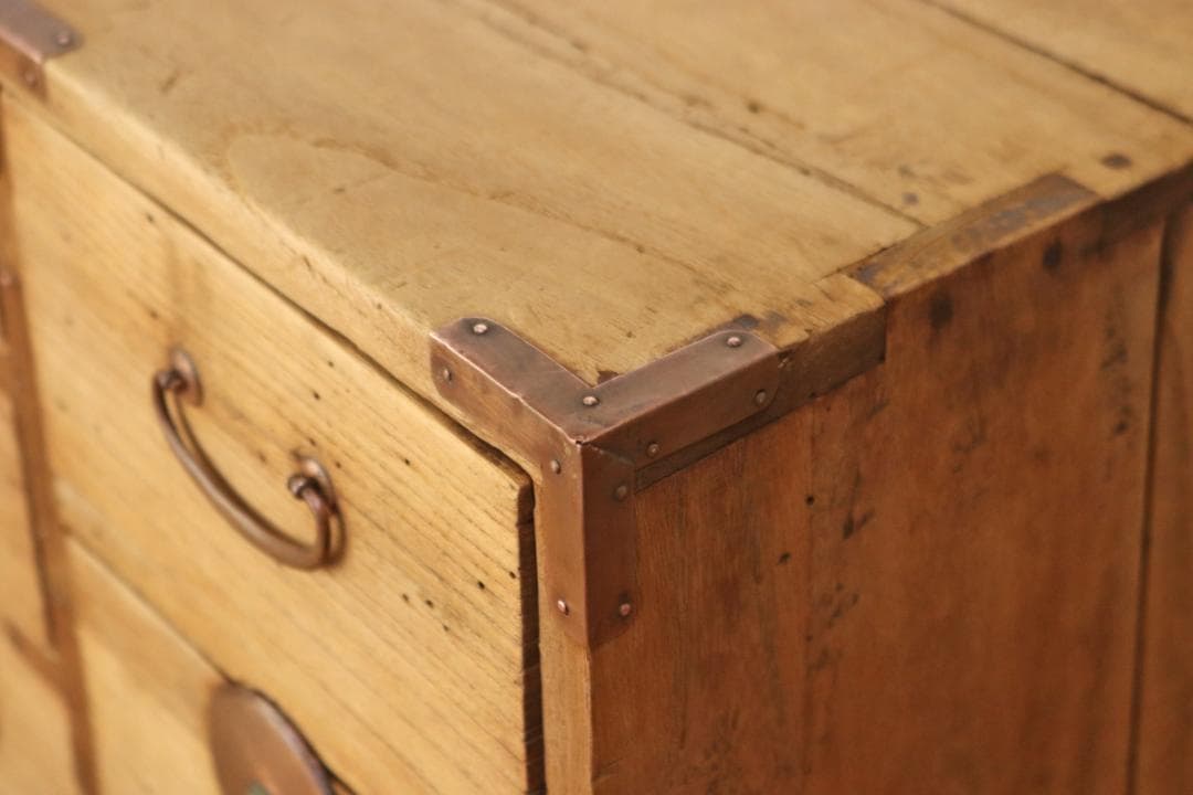 レトロ 時代箪笥 小振り 桐たんす タンス 収納 引き出し 抽斗 6杯 古家具