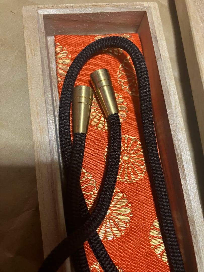 工*具様 天皇陛下御誕生八十年　鳳凰飛来　天然　オニキス　虎目石　菊花　18金