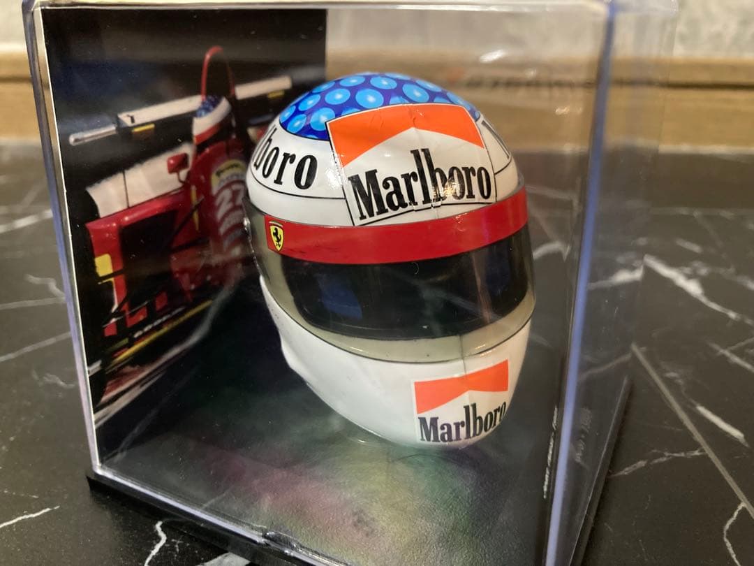 マルボロ仕様　ビッグスケールF1コレクション　ジャン　アレジ　1/5 ヘルメット