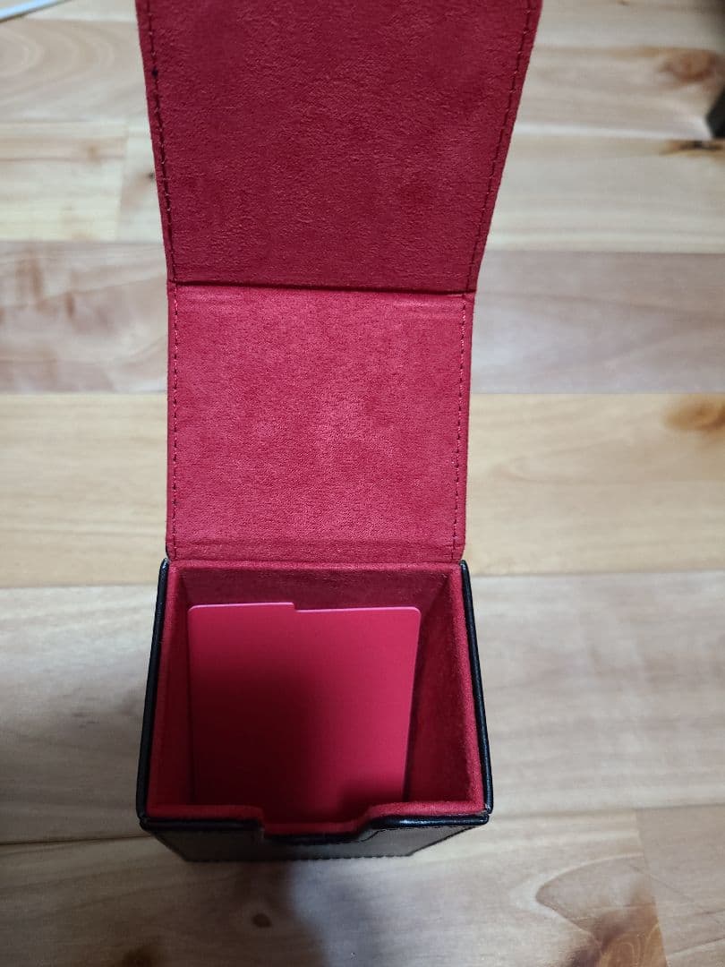 ポケモンカード　シブヤ　スワロフスキー　デッキケース　ダメカンケース 値段交渉可