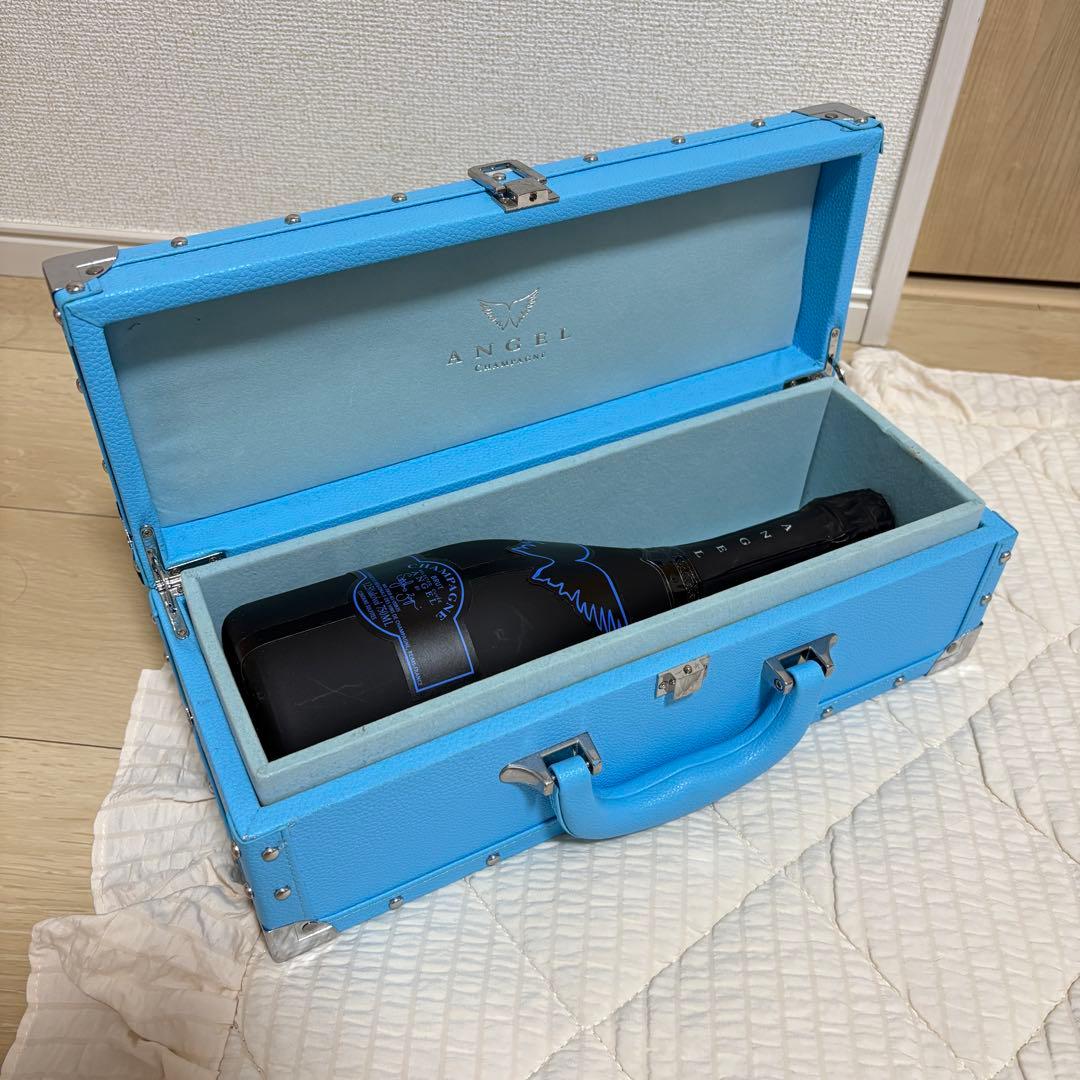 新品未開封エンジェルシャンパン ヘイローブルー ANGEL CHAMPAGNE