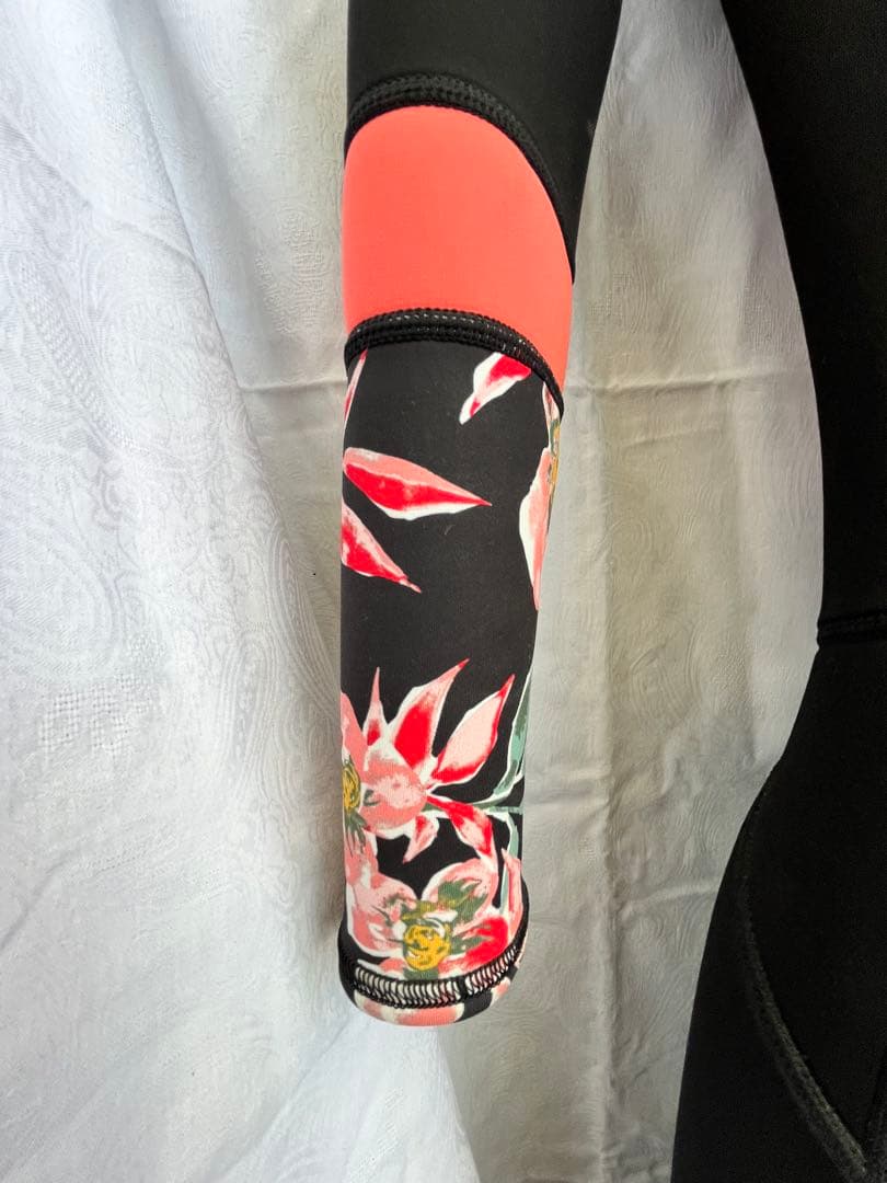 ロキシー　ROXY ウェットスーツ　フルスーツ 2.5mm AQUAα ブラック