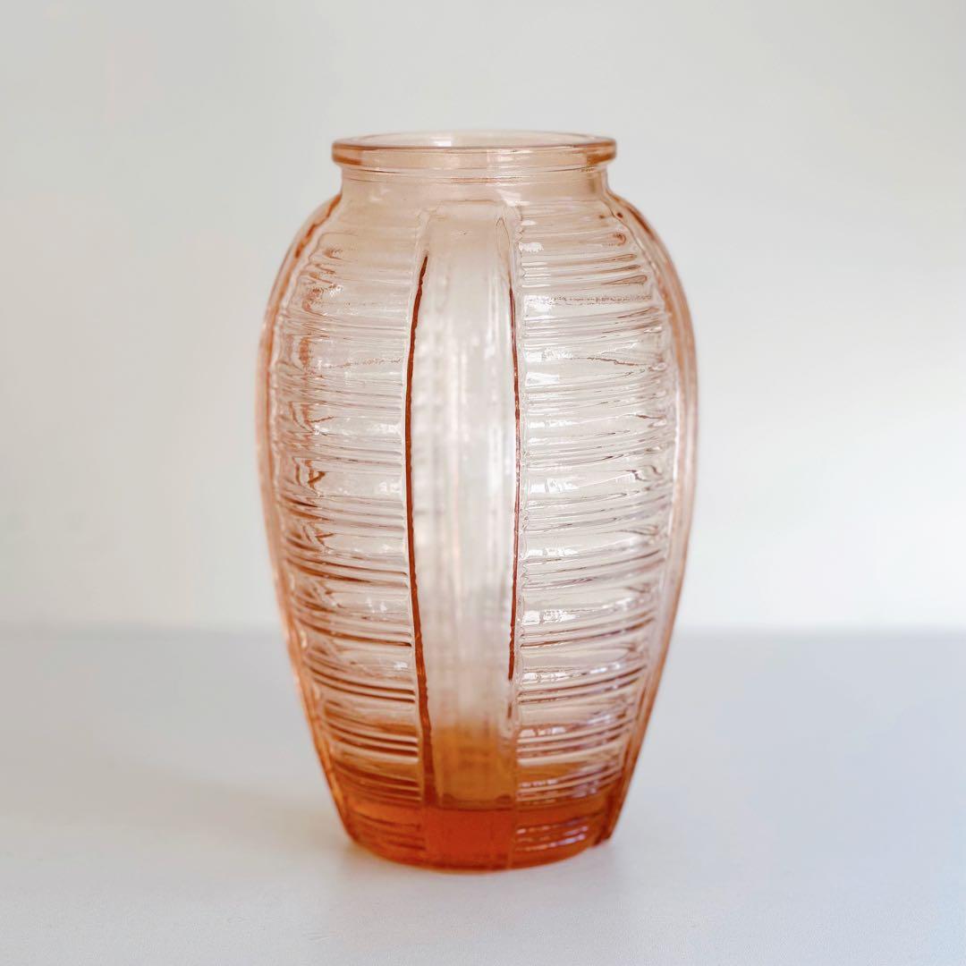 ヴィンテージ ピンクガラスのフラワーベース 花瓶 アール・デコ フランス