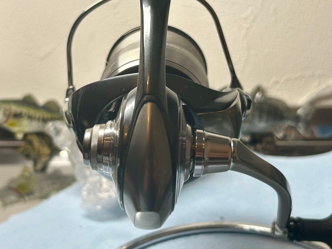 実釣未使用 フルベアリング 24セルテートLT4000-CXH スペアスプール付