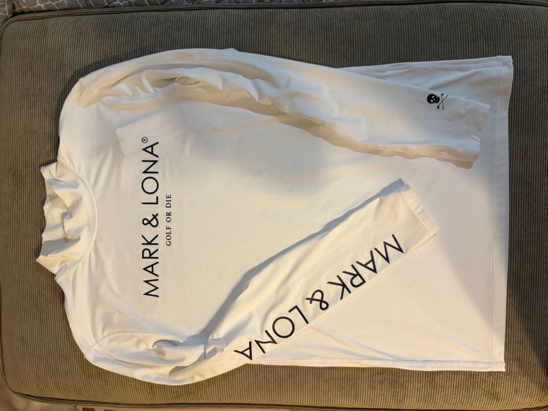 【引越し投売り中】MARK & LONA 長袖モックネックシャツ セット