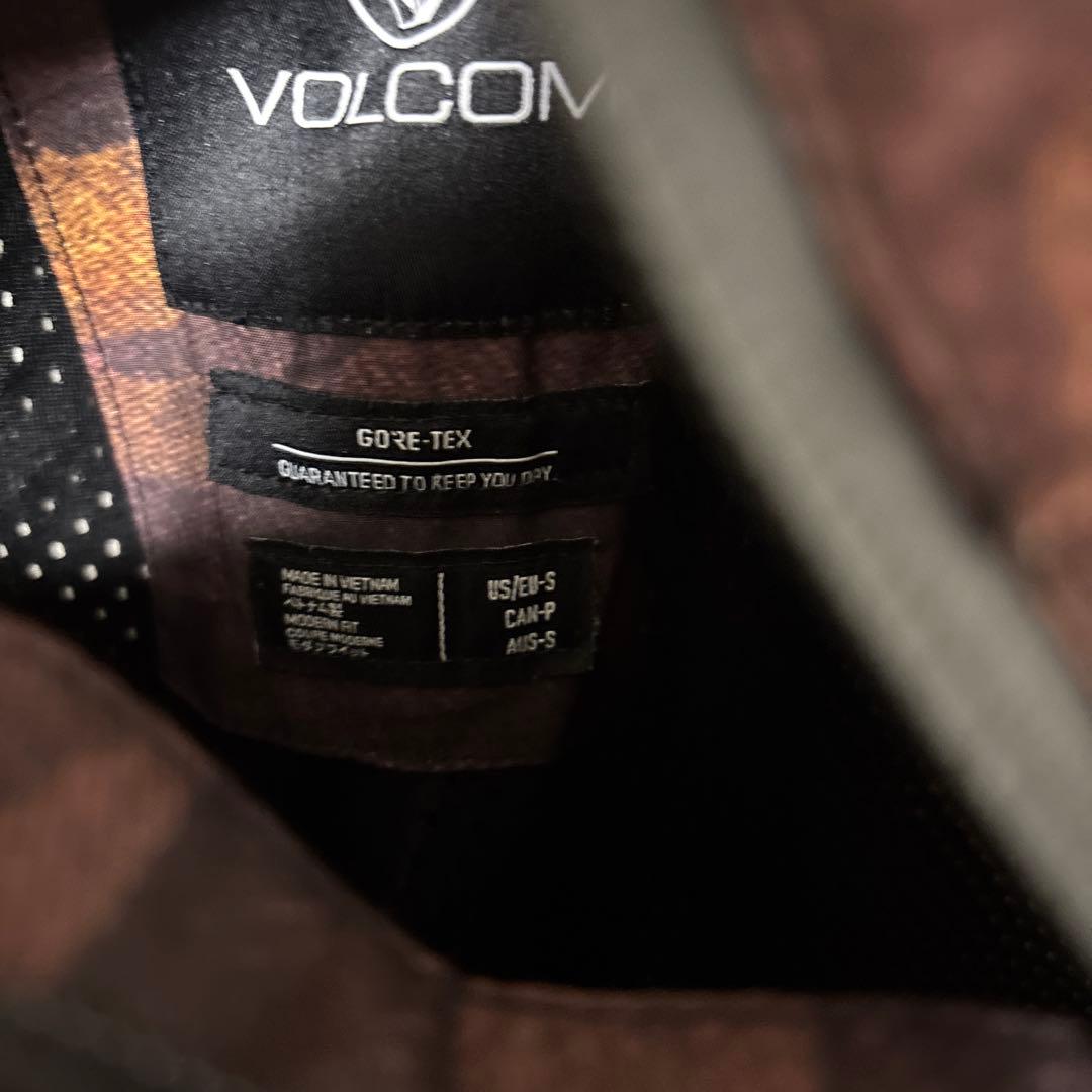 VOLCOM スノーボードウェアGORETEX ジャケット　ビブパンツ　セット