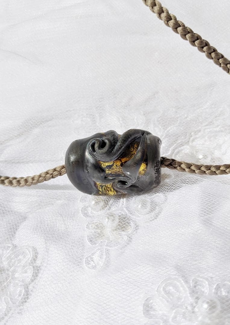 吉田正子トンボ玉（拾玖）　「江戸組み紐」ネックレス　ガラス玉に込めた日本画