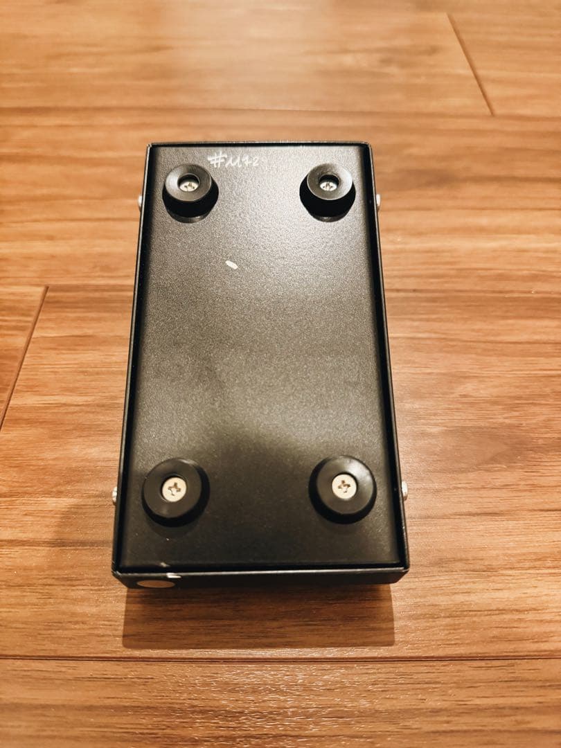 ギター Fredric Effects Super Unpleasant Fuzz