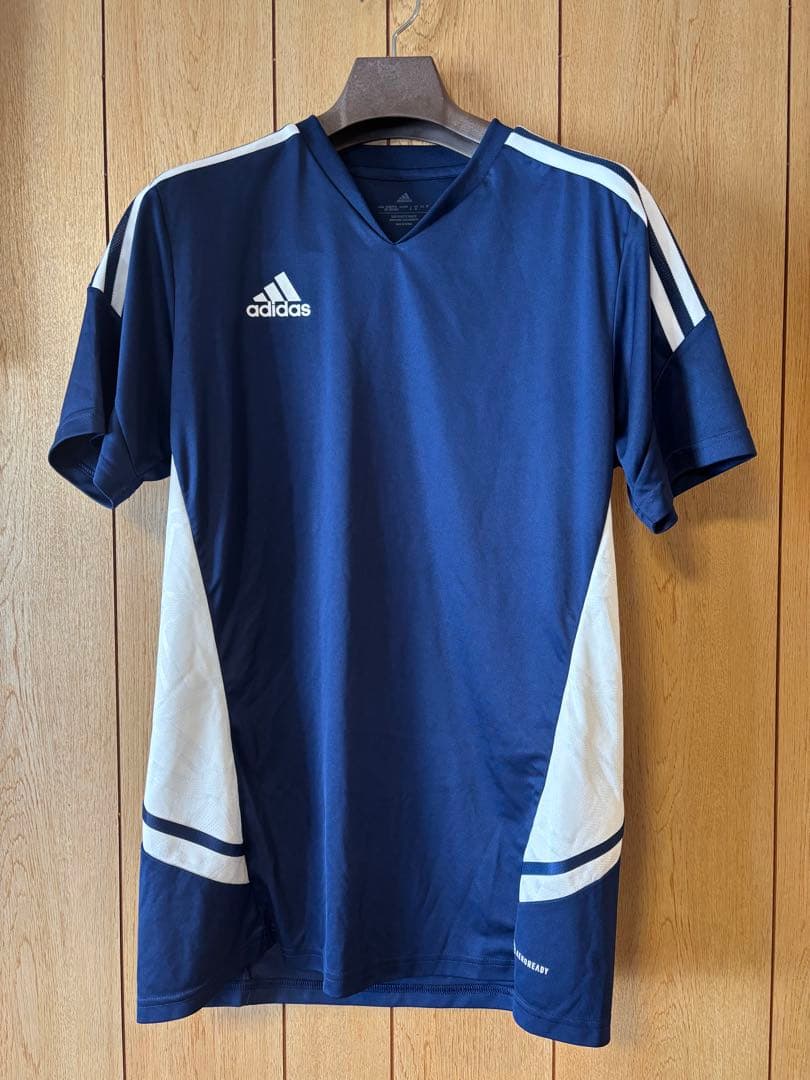 adidas ジャージ上下、ぷらシャツ上下　まとめ売り