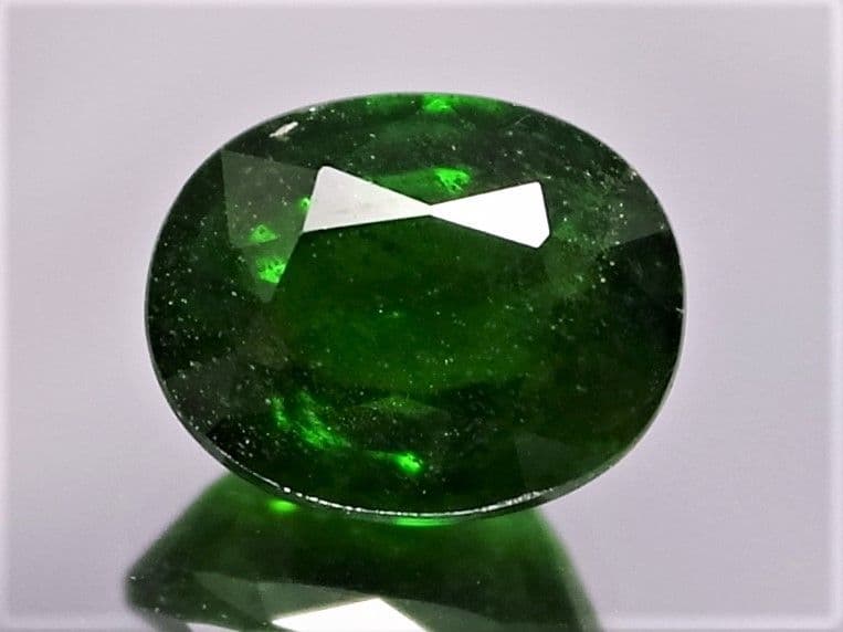 2.09ct希少高級天然クロムダイオプサイドルース・(宝石)
