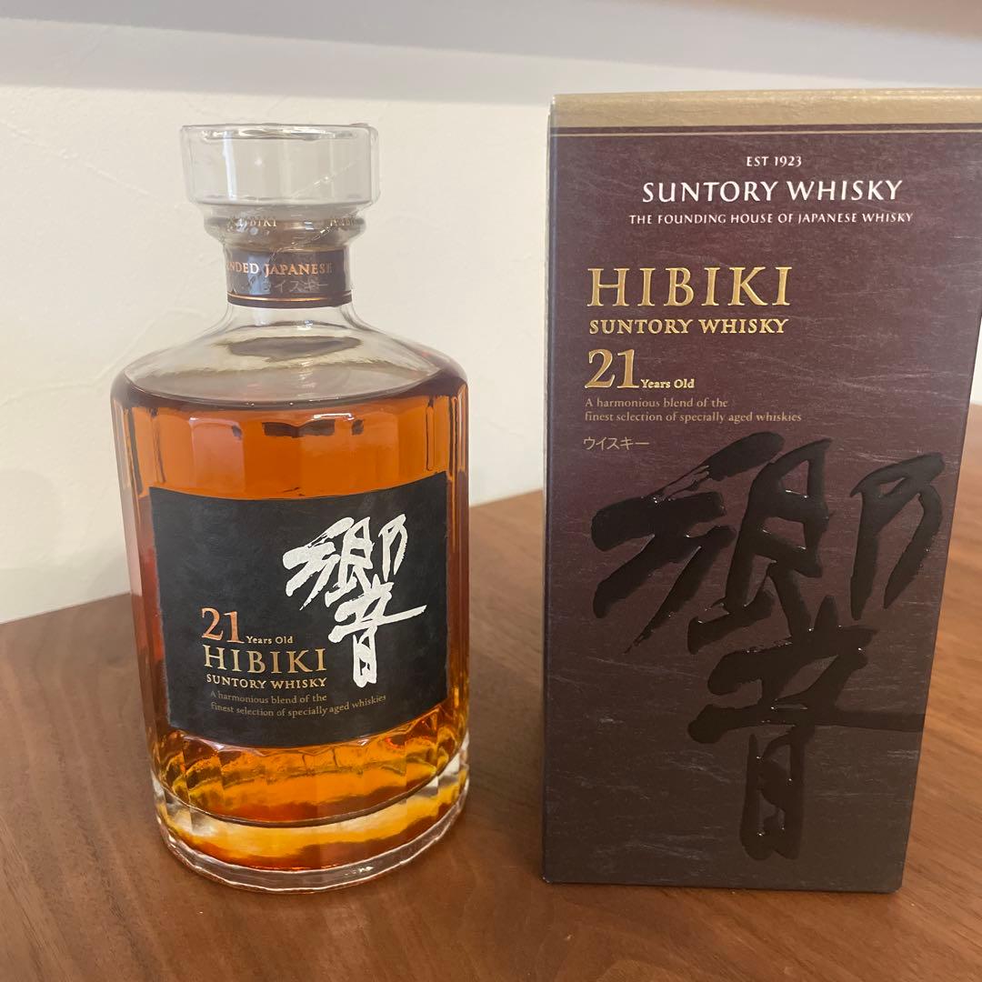 サントリー響 21年ウイスキー 700ml 新品未開封箱綺麗