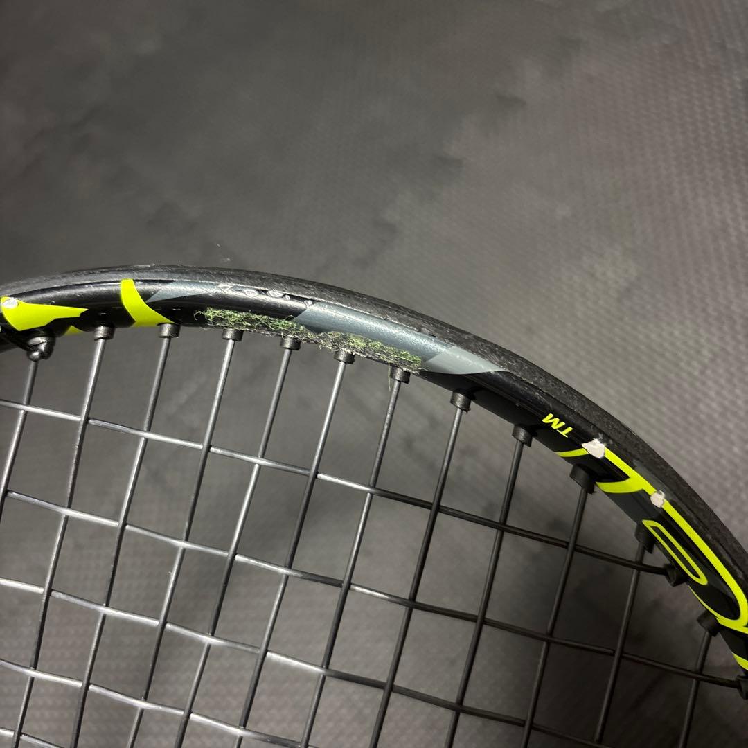 バボラ　ピュアアエロ98 硬式テニス　ラケット