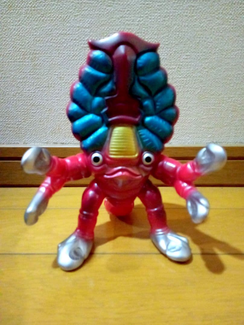 クール星人　怪獣郷　ソフビ