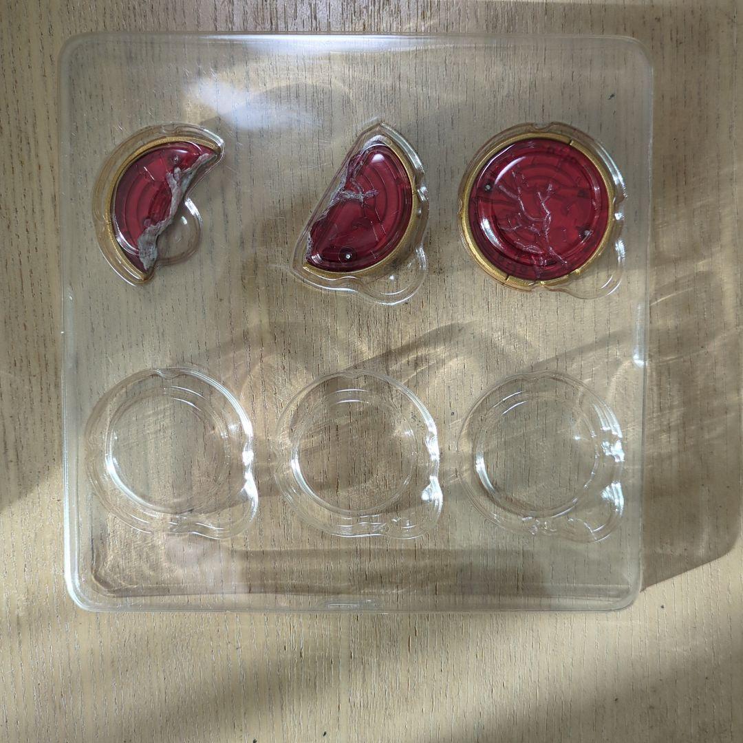 ひび割れたタカメダル　割れたタカ　csmオーズドライバーコンプリートセット付属