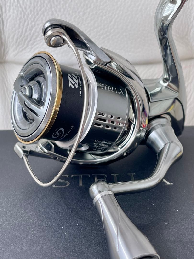 【美品/巻良好】シマノ 18ステラ2500S ハンドルカスタム STELLA