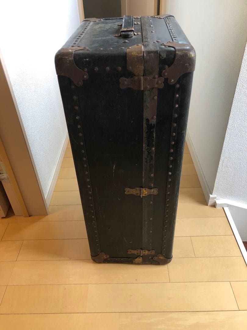 アンティークトランク