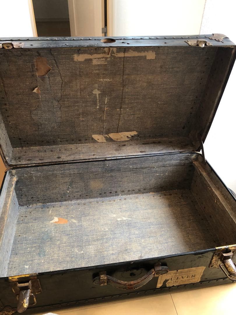 アンティークトランク