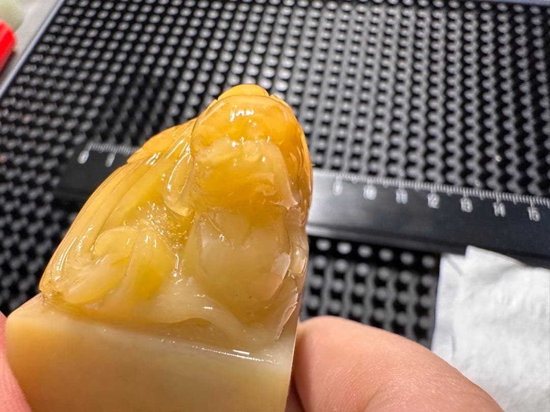 ラオス石　田黄　鳌魚　魚化龍　高級印材　箱付き　篆刻　書道　落款　雅号