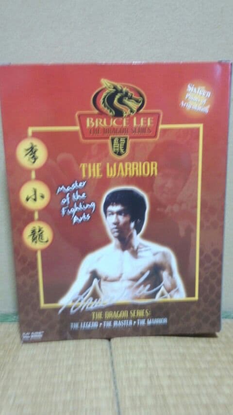 更に値下げ！新品　激レア ブルース・リー THE WARRIOR フィギュア