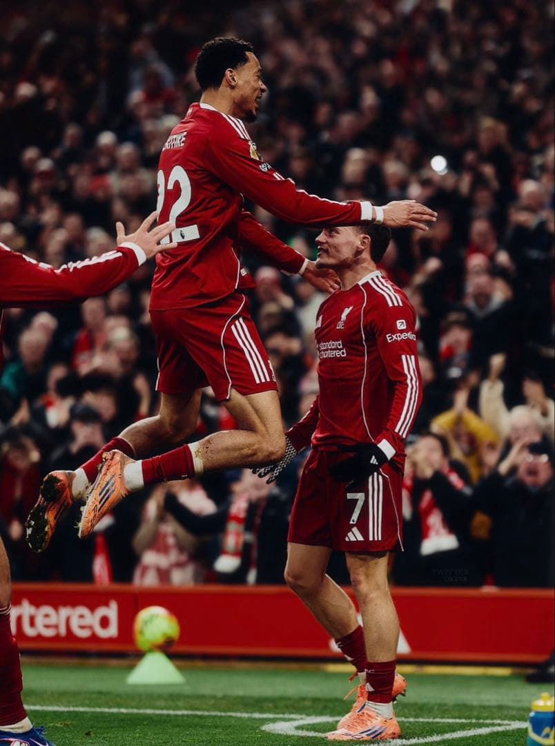 リバプール 25/26 ユニフォーム ホーム 長袖 正規品 フルパッチ ヴィルツ