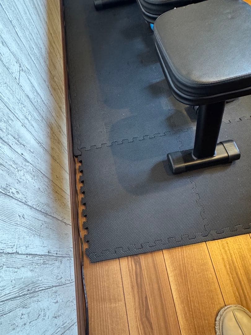 調整可能なトレーニングベンチ ブラック