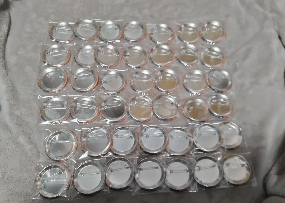 ま*る様 東雲彰人 RAD DOGS シネマ CD特典 缶バッジ