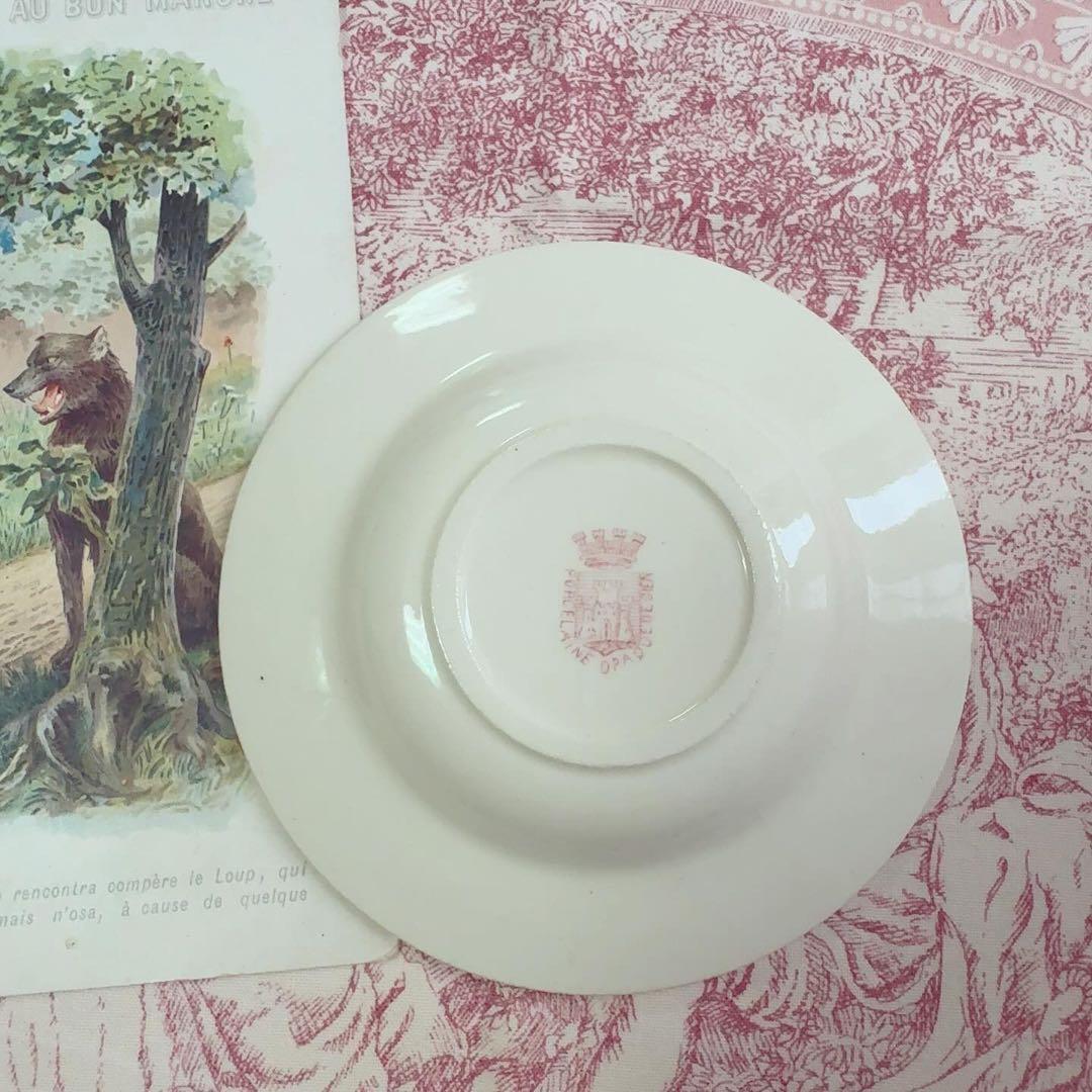 セール　フランスアンティーク　おままごと食器　赤ずきん　ジアン　Gien 赤B