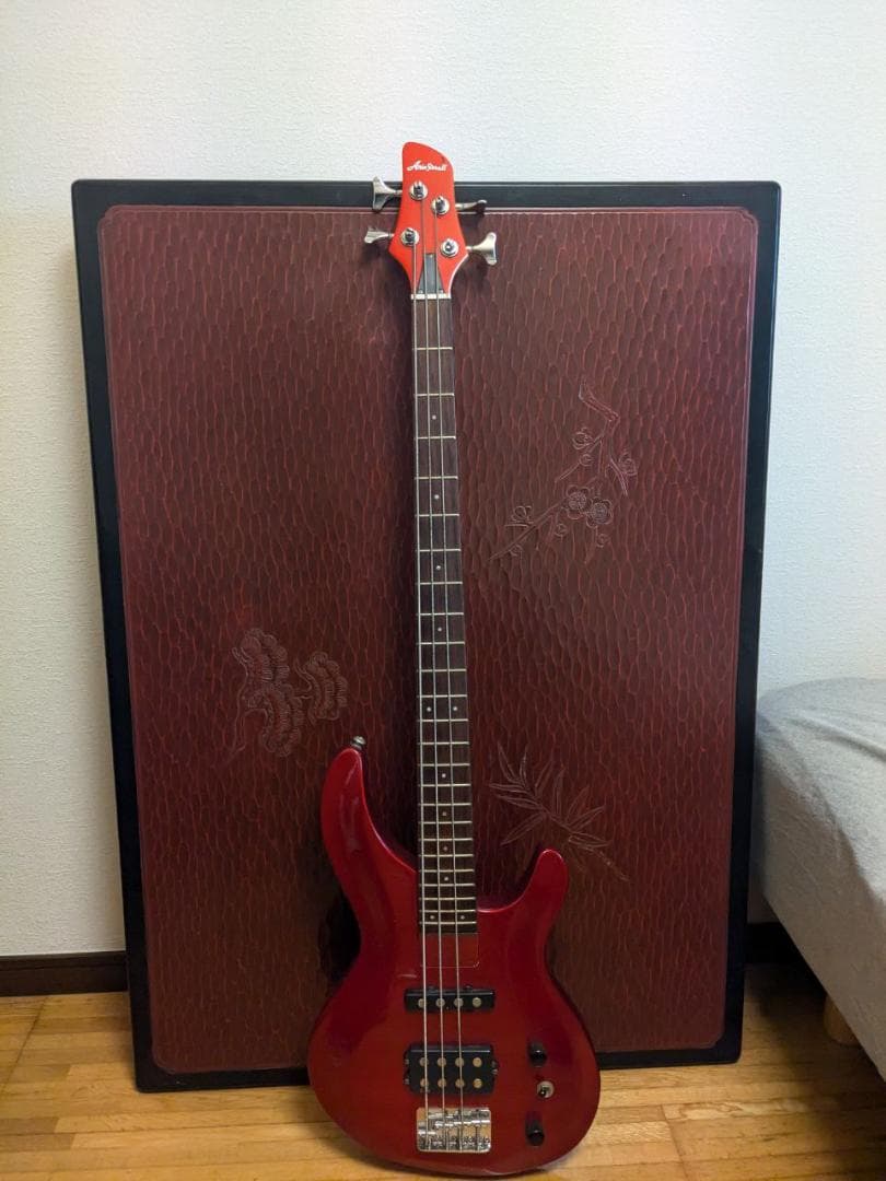 ariapro2 IGB エレキベース 赤　 と　RITTER ギターケース