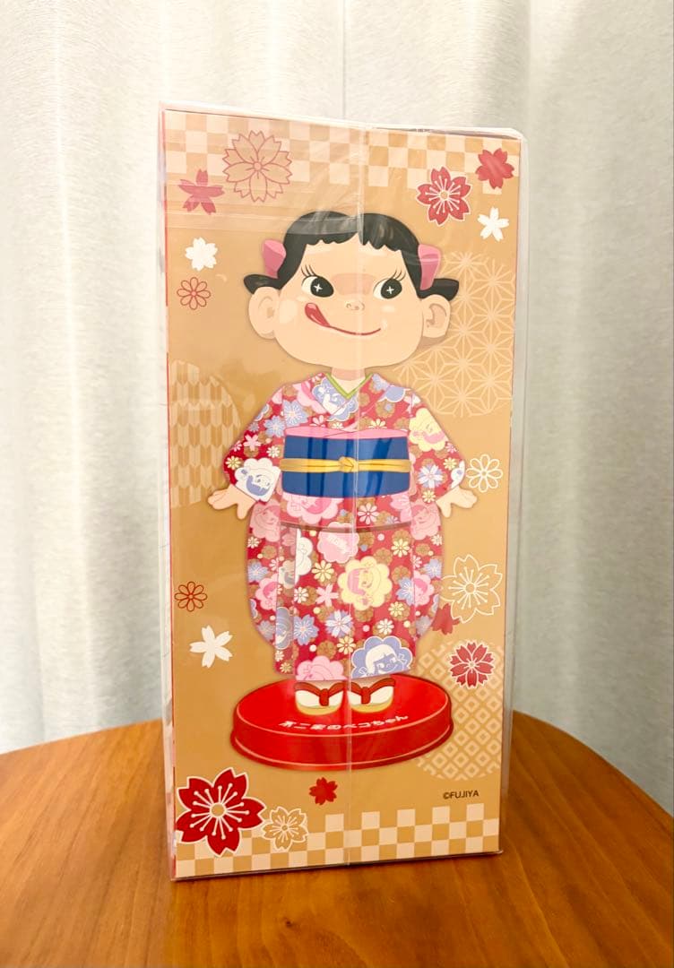 【未開封】不二家　ペコちゃん　ミニ店頭晴れ着ペコちゃん人形