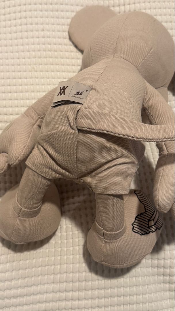 入手困難ダニエルアーシャム daniel arsham ミッキーマウスぬいぐるみ