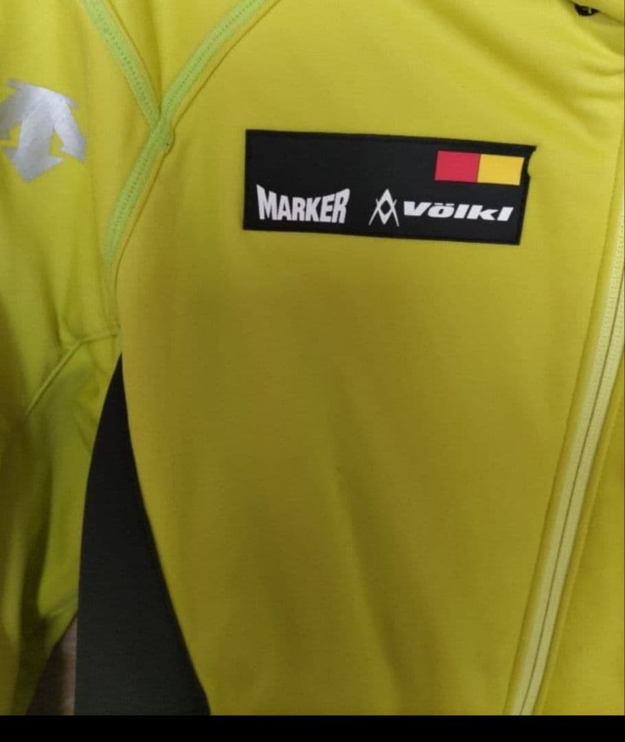 DESCENT デサント MARKER VOIKI TEAM ミドラー