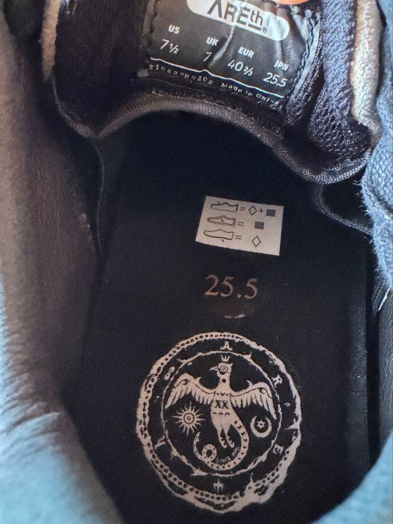 AREth アース　スニーカー25.5