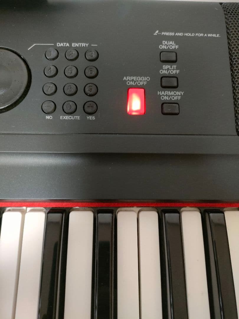 ヤマハ　YAMAHA　電子ピアノ　76鍵盤　piaggero　NP-V80