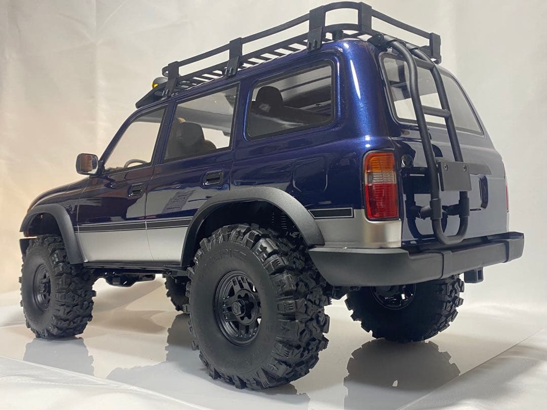 FMS FCX10 PRO トヨタ ランドクルーザー80 バッテリー充電器付き