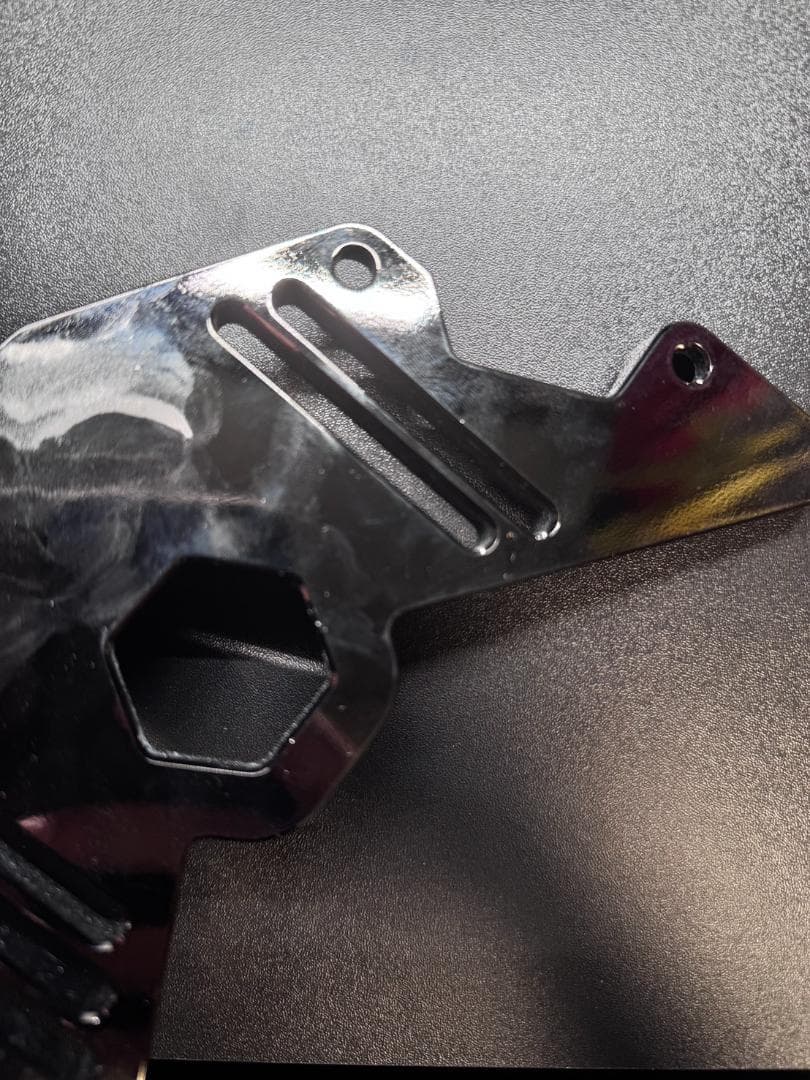 ARCHI Z900RS ビレットハニカム スプロケットカバー漆黒Edition