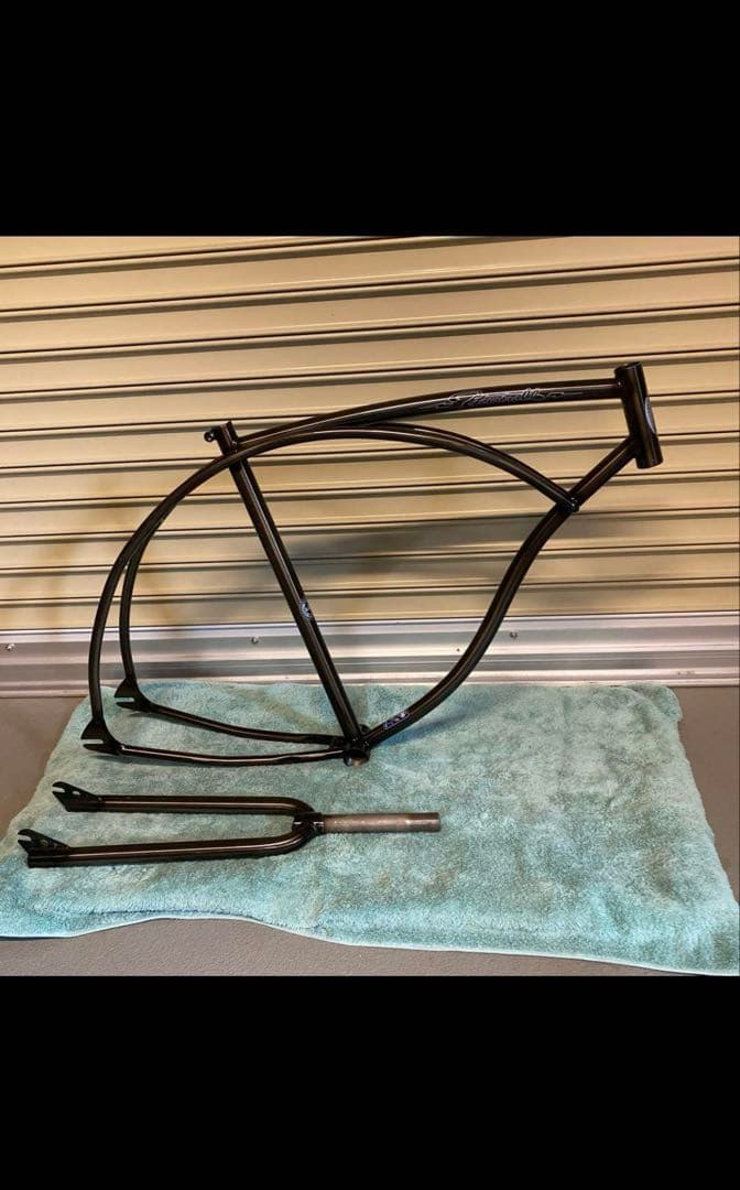 【T19-HOW I ROLL MINIUM】 ハウアイロール ミニアムフレーム