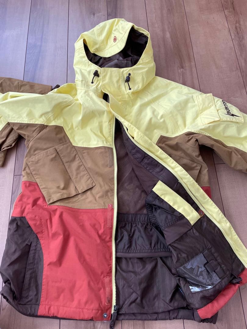 Burton スノーボードウェア フード付き　上下セット