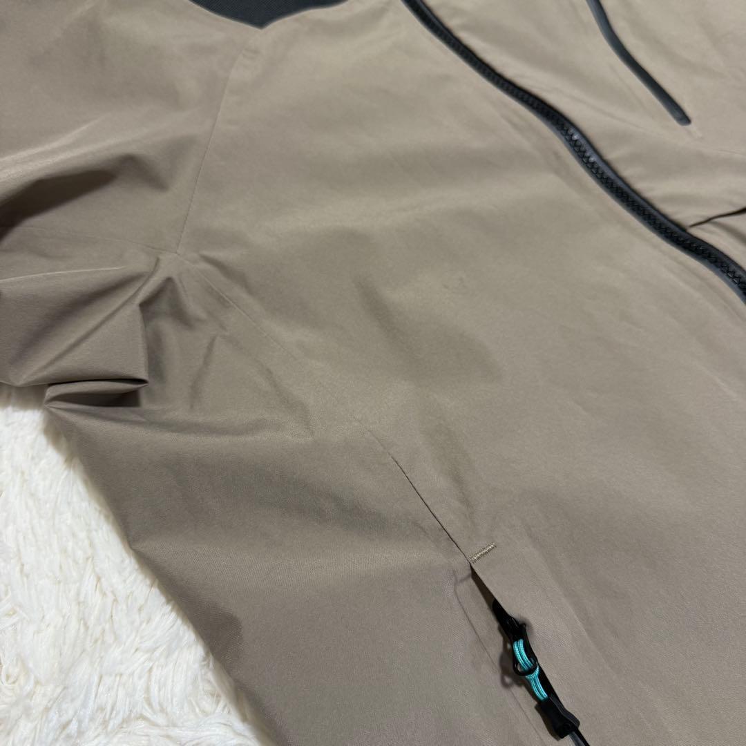 【極美品】DAIWA GORE-TEX タフレインジャケット　DR-1324J