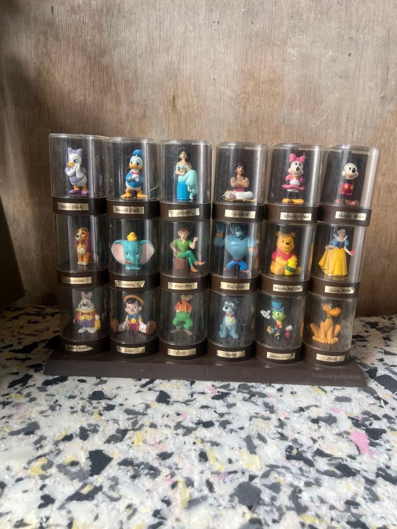 ディズニーキャラクターフィギュア東京三菱銀行レア18個セット