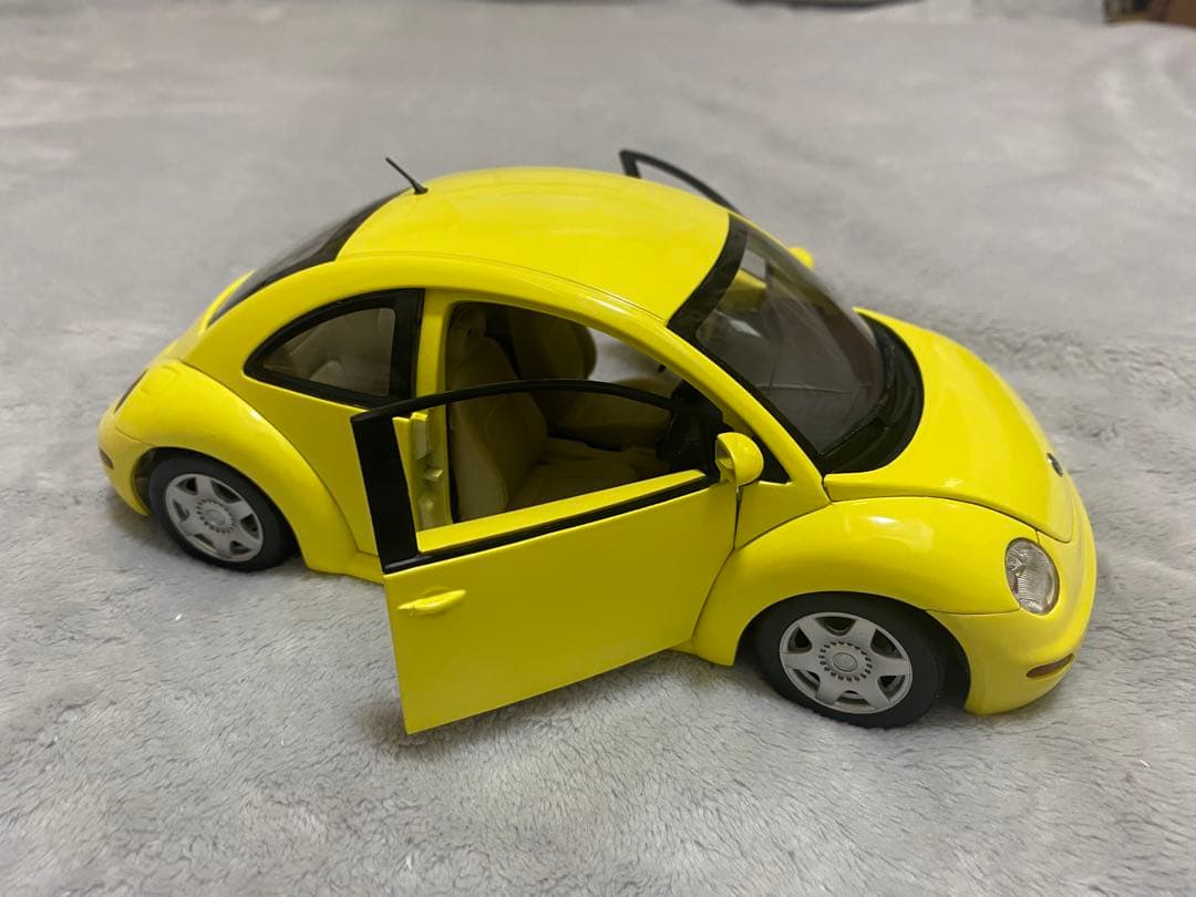 ミニカー GATE VW Beetle 1999 1/18