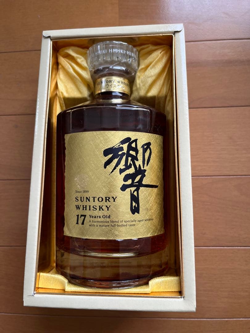サントリー響17 Years Old ゴールドラベル750ml43%