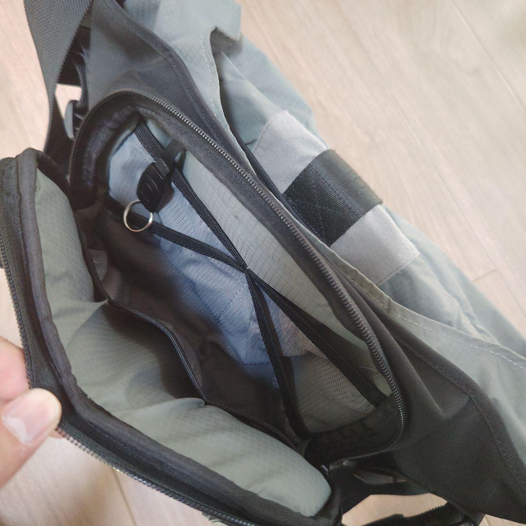 ALPAKA 7VEN メッセンジャーバッグ ショルダーバッグ 黒色　値下げ中