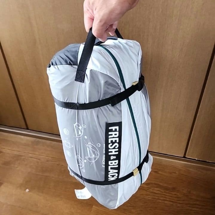 3人用テント Quechua Quick Hiker3 FLESH&BLACK