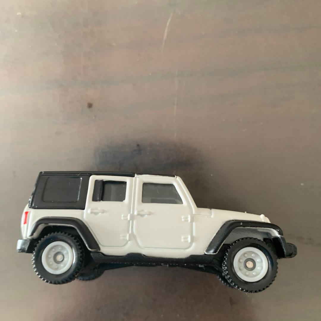 ホワイト ブラック SUV ミニカー