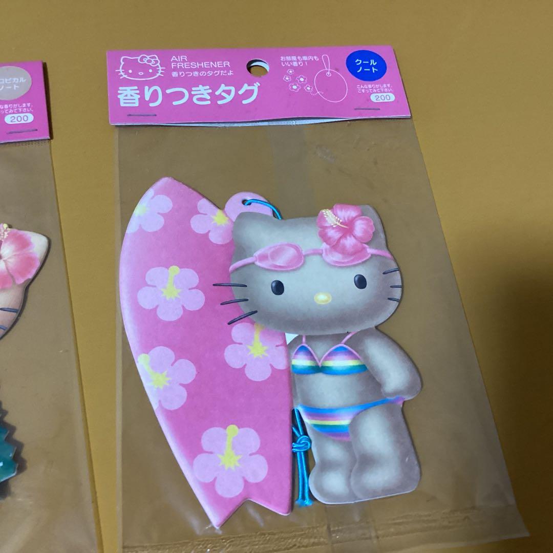2952ハローキティハワイ香りつきタグ