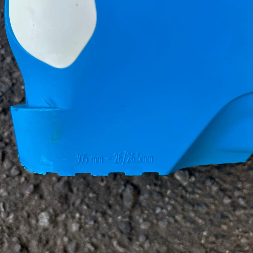 美品　Salomon X-MAX 100 スキー ブーツ 26.5