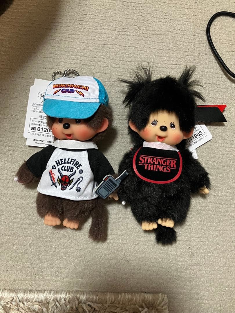 Monchhichi x Stranger Things ぬいぐるみ　2個セット