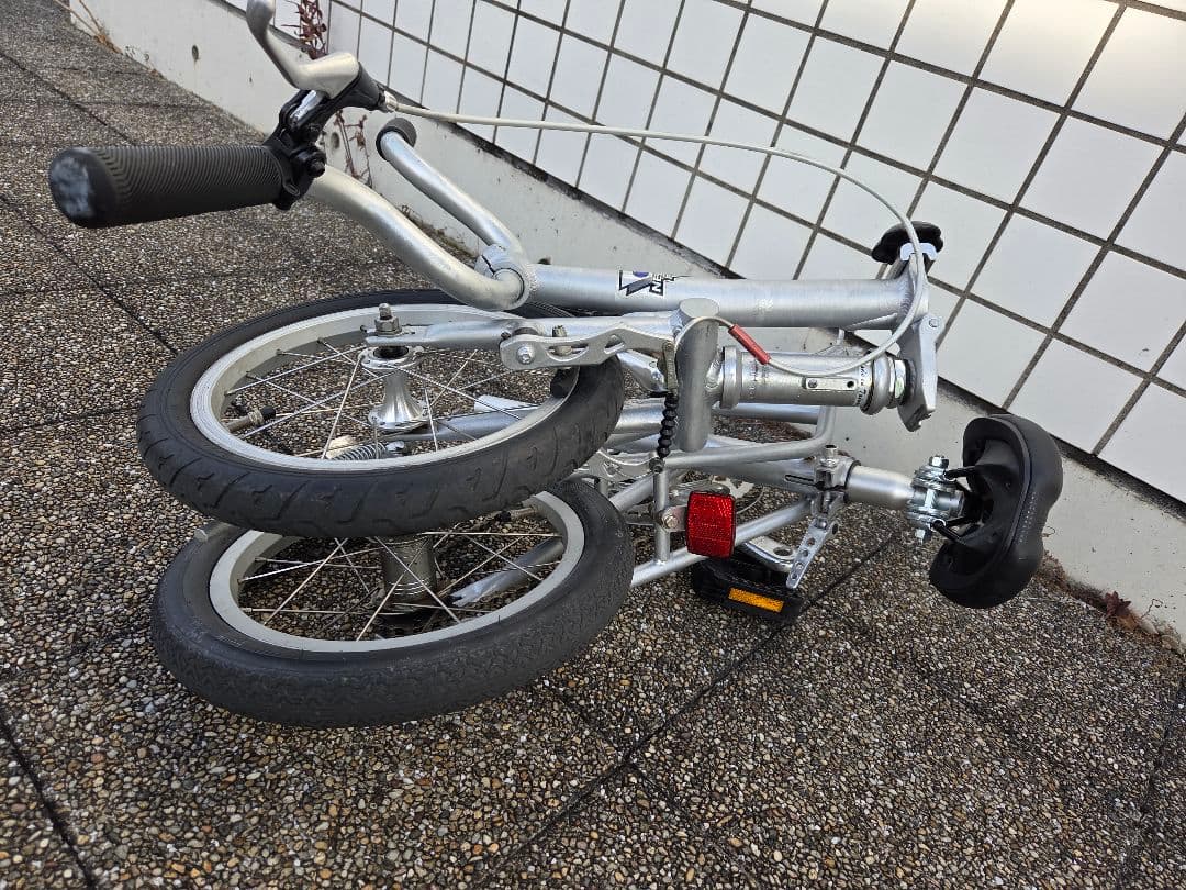 NEO BIKE KIRA ネオ バイク キラ 銀14インチ 台湾ブロンプトン